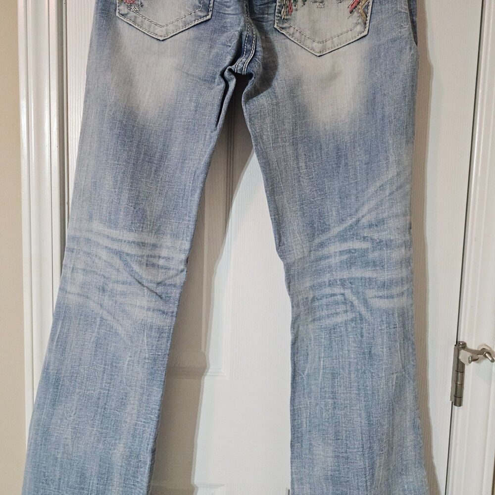 Miss Me Embroidered Boot Cut Jeans - 32x34 - Geometric Aztec Pattern - Picture 8 of 16